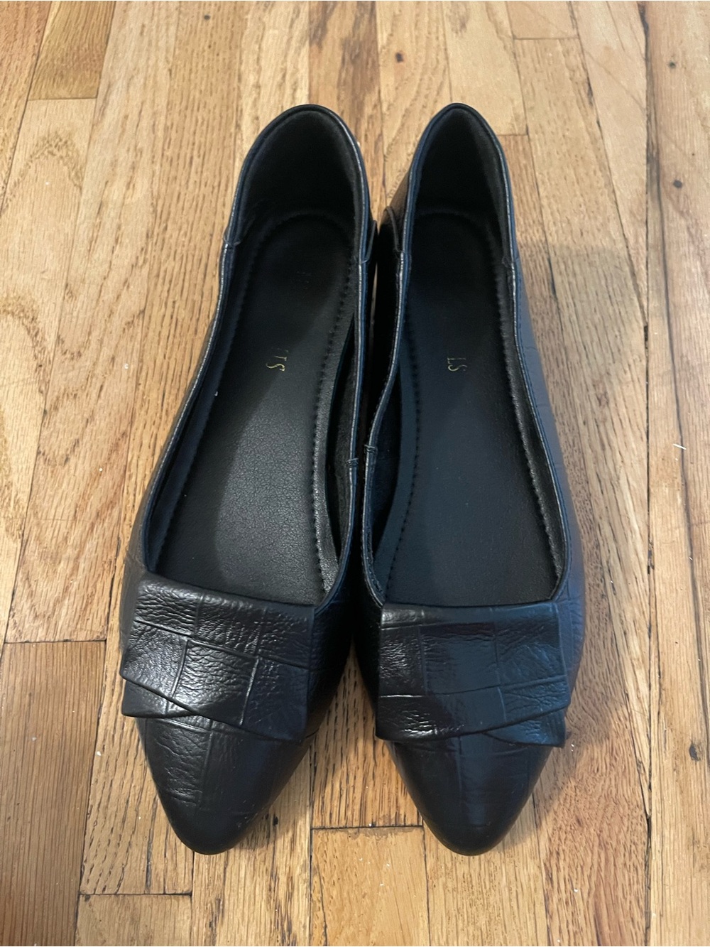 Women's Black Pointed Toe Ballet Flats - Classic Elegant Slip-On